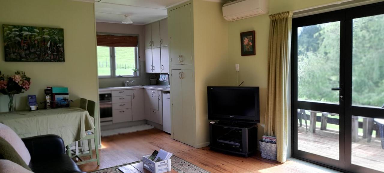 Earthsounds Country Cottage Taumarunui Ngoại thất bức ảnh