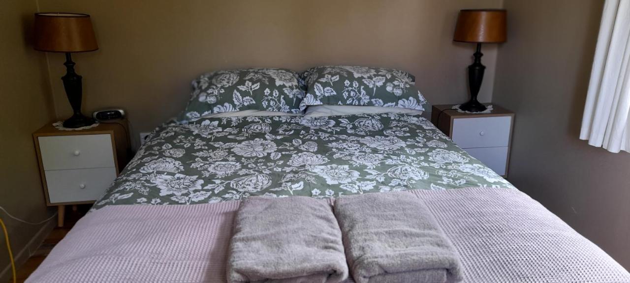 Earthsounds Country Cottage Taumarunui Ngoại thất bức ảnh